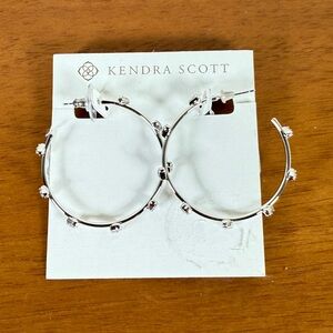 Kendra Scott heart earrings